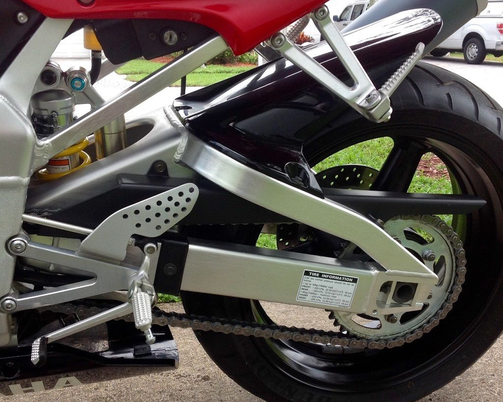 Thông tin áp suất lốp
Tire information