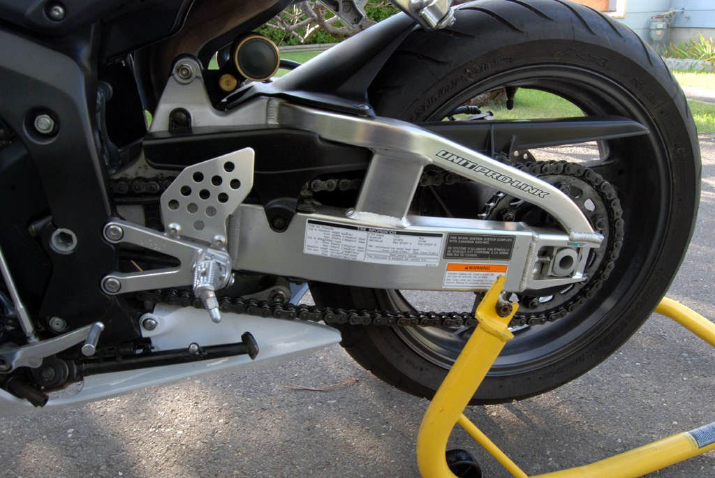 Thông tin áp suất lốp
Tire information